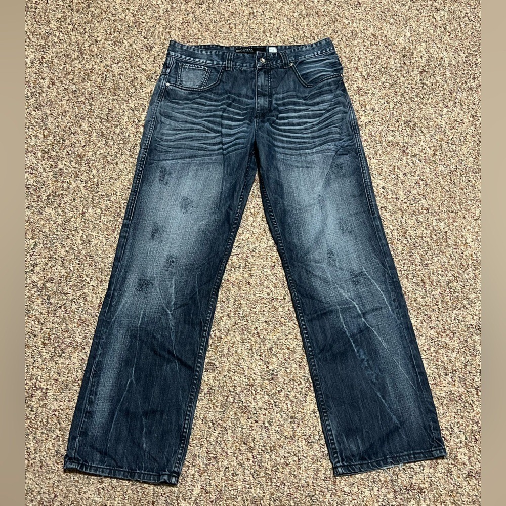 Rocawear Denim Jeans men's size 36 jeans straight leg design pocket relaxed fit